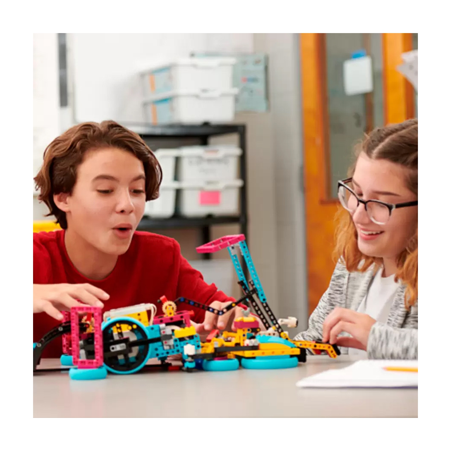 Lego Education Spike Prime Set - STEAM Education Building with Scratch and Python Coding