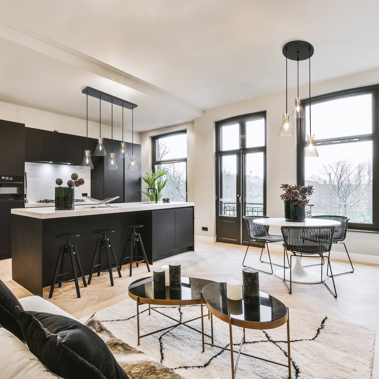 Uolfin 5 -Light Matte Black Linear with Seeded Bell Glass Shade Modern/contemporary For Use in Bedrooms, Dining Rooms, Foyers, Kitchens, Living Rooms