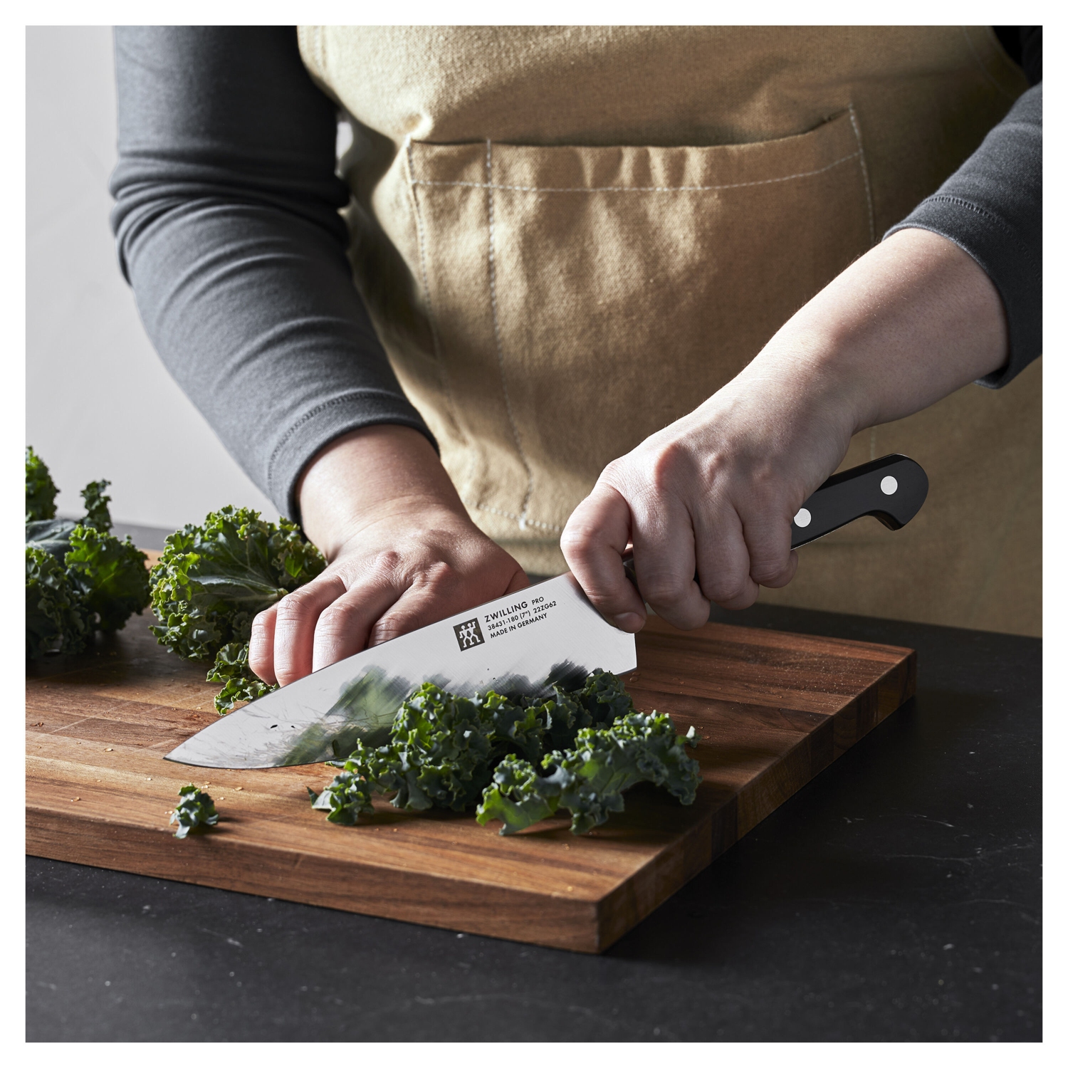 Couteau de chef Pro 7&nbsp;po DE ZWILLING