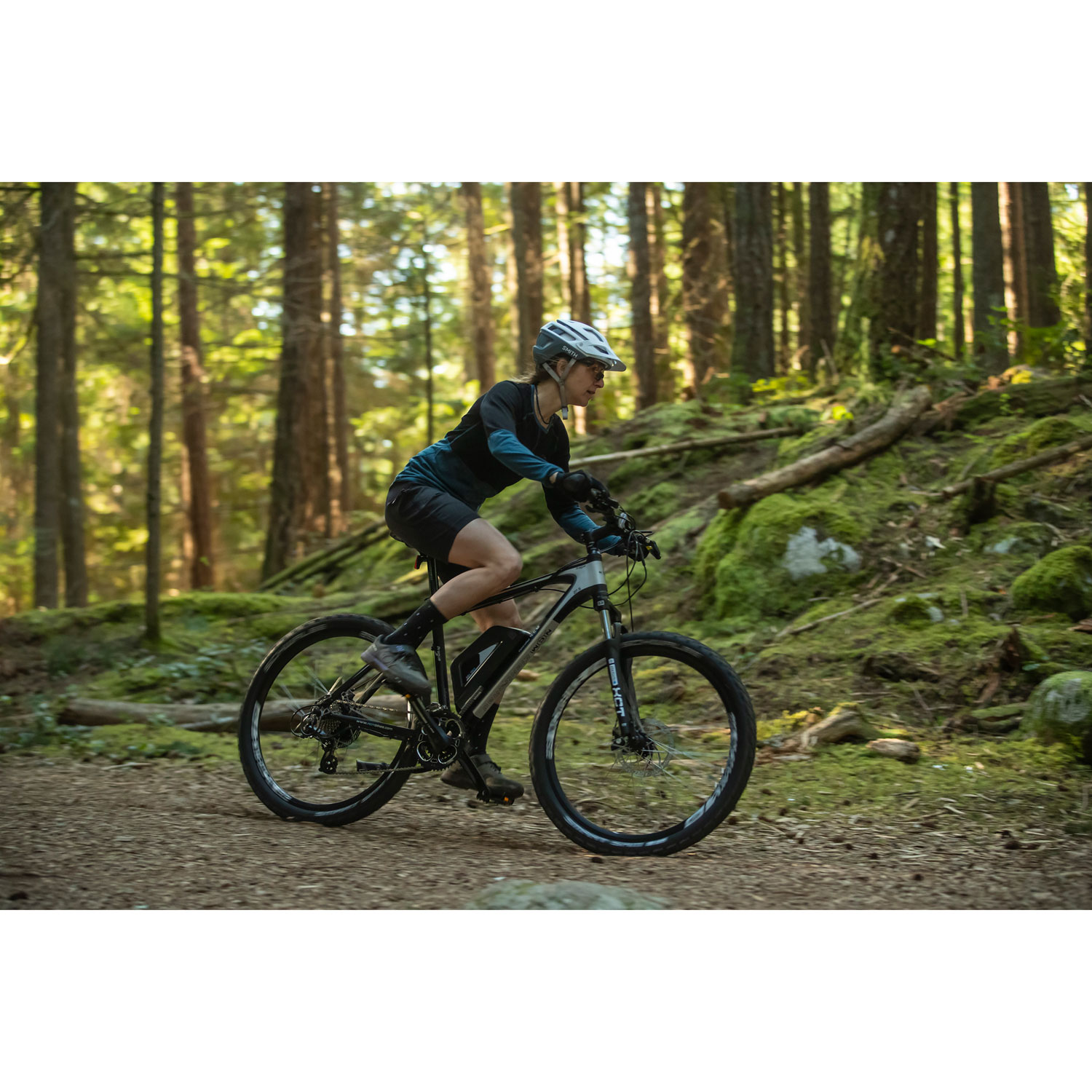 Vélo électrique tout-terrain Prague de NCM - Noir mat