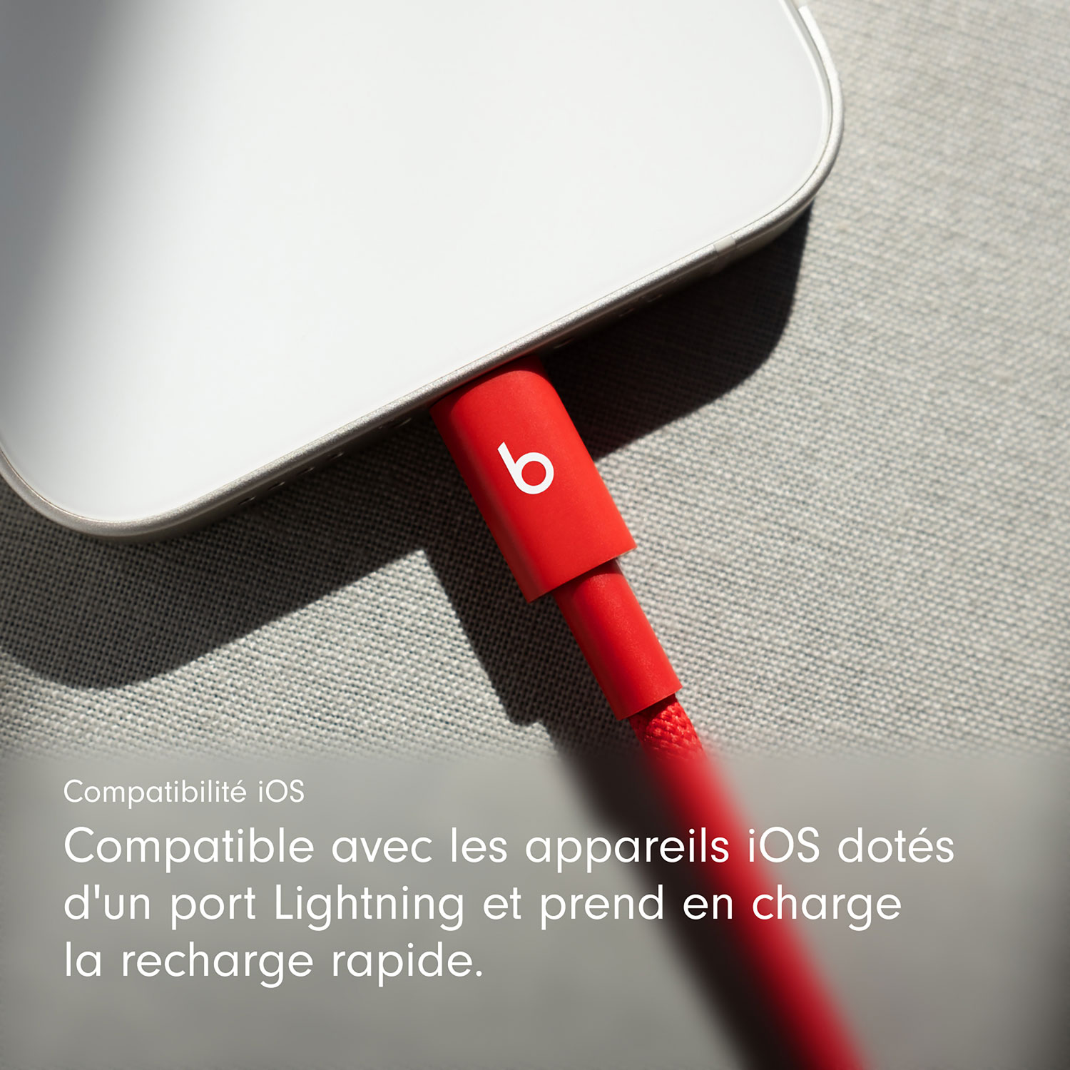 Câble tissé USB-C à Lightning de 1,5 m de Beats By Dr. Dre (MFEH4LL/A) - Rouge vif
