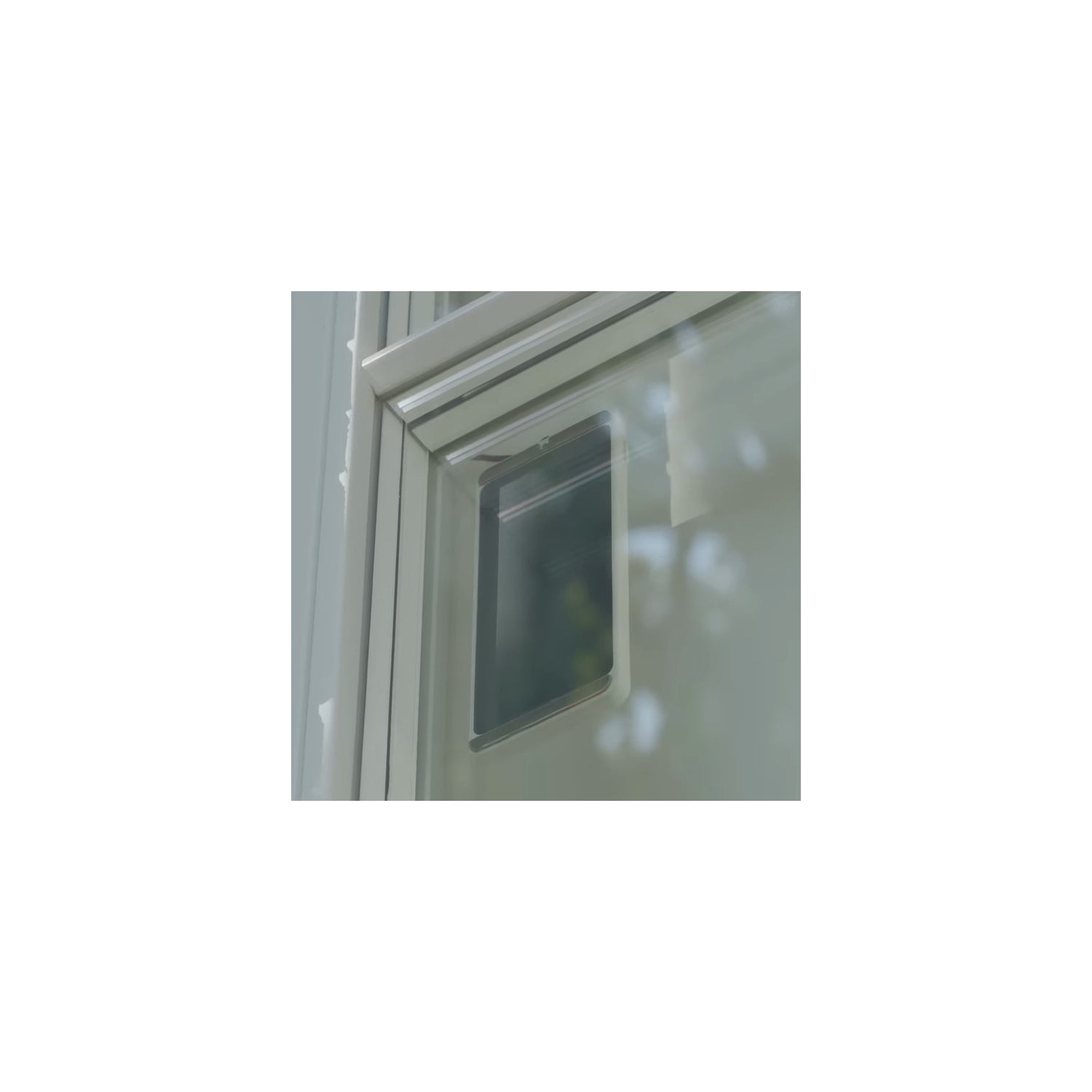 Panneau solaire de SwitchBot pour abat-jour à rouleau intelligent