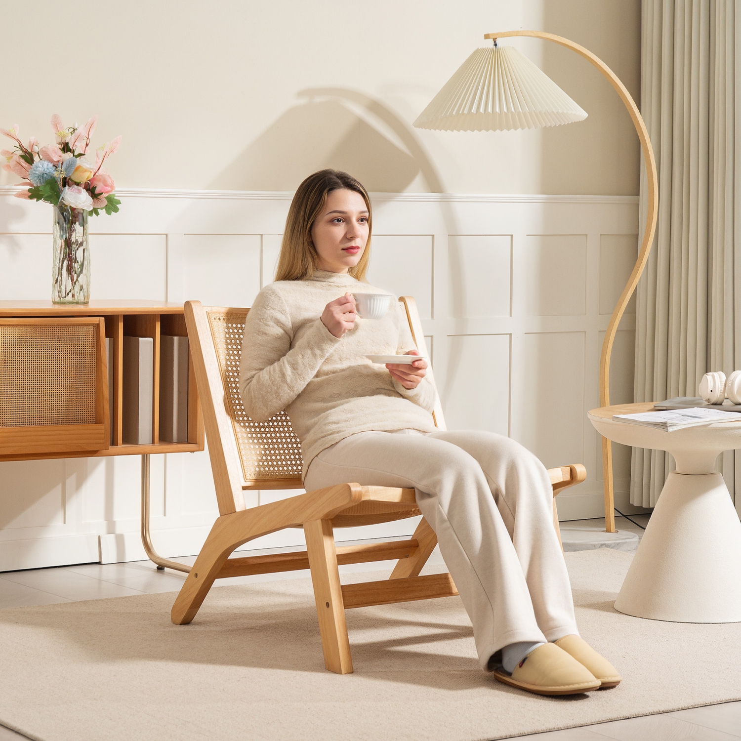 HOMCOM Rattan Accent Chair, Mid-Century Modern Chair with Rubber Wood Frame, for Bedroom Living Room, Natural