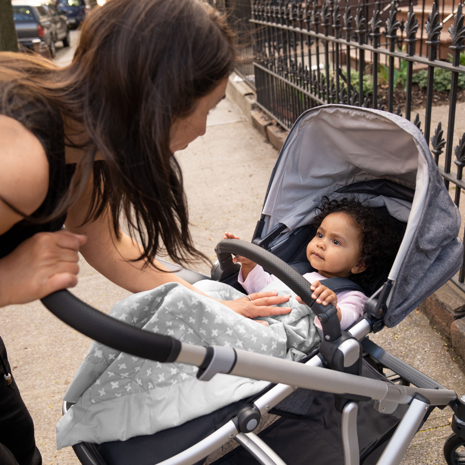 Aden+Anais On-The-Go Cotton Weighted Blanket - Grey Cross-Hatch