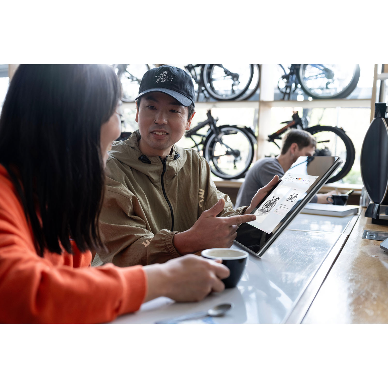 HP Omnibook 5 Flip 14 14" IPS Brightview WLED Touchscreen Laptop