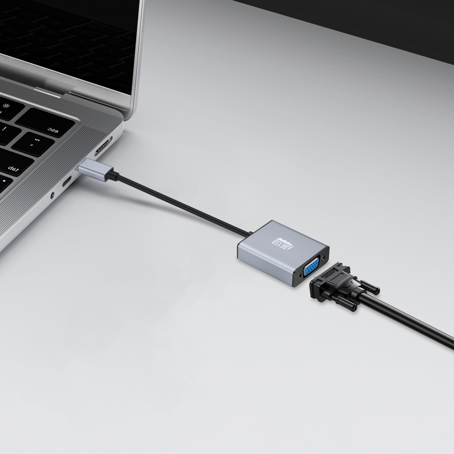 Adesso CyberHub 5040 USB-C to VGA Adapter