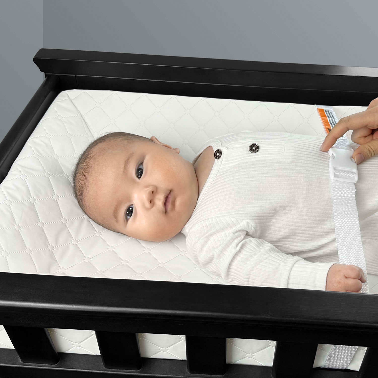 Tapis à langer à 4 côtés Summer d'Ingenuity - Blanc