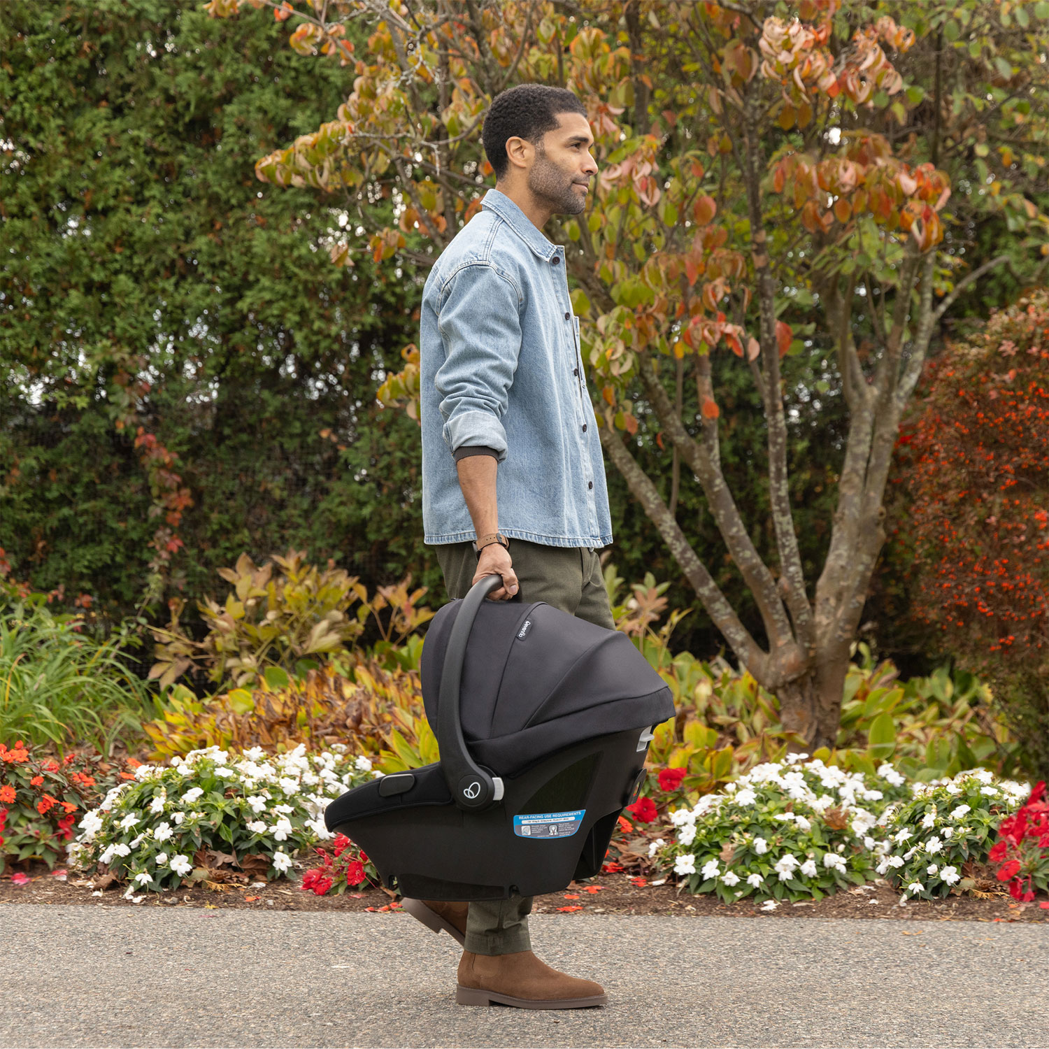 Siège d'auto pour bébé rotatif Revolve180 LiteMax NXT avec SensorSafe d'Evenflo - Gris cendré