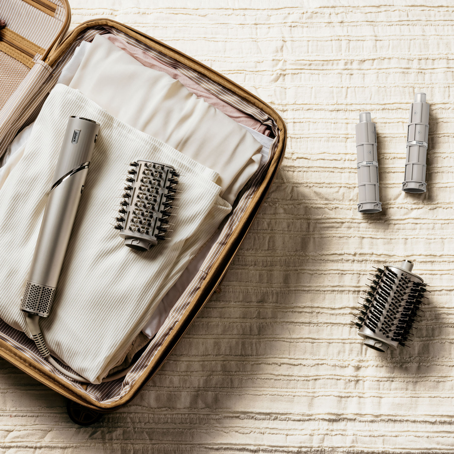 Sèche-cheveux et séchoir coiffant FlexStyle de Shark