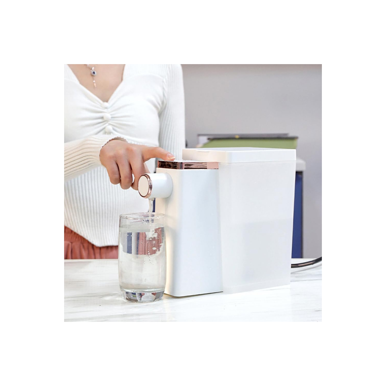 Distributeur d'eau chaude instantanée,Distributeur d'eau potable de bureau,Machine à eau chaude rapide,Bouilloire d'eau chaude pour les voyages au