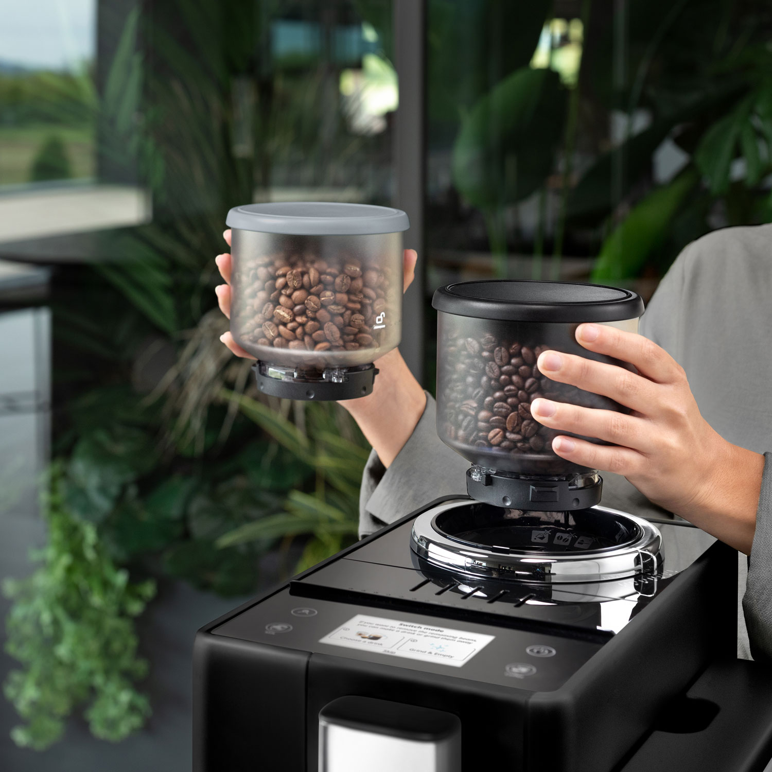 De'Longhi Rivelia Automatic Espresso Machine - Black