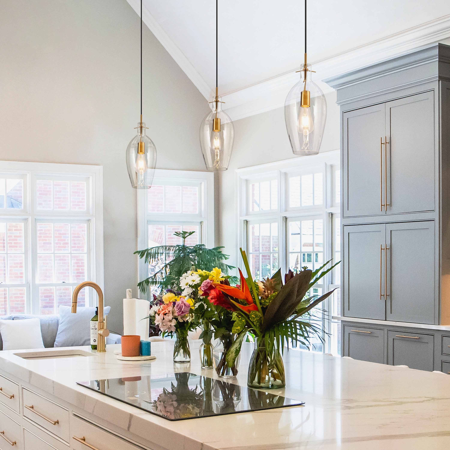 Luminaire suspendu en îlot de cuisine doré à 1 lumières avec abat-jour en verre transparent