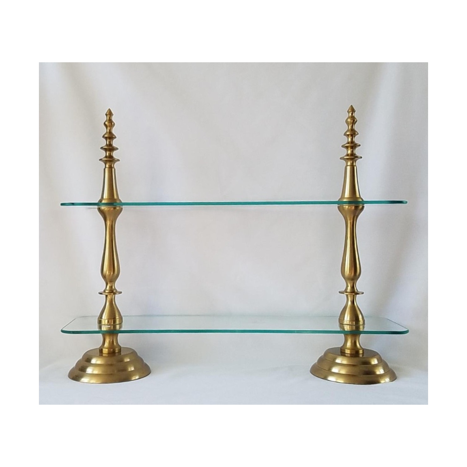 Anastasia – Plateau rectangulaire à 2 niveaux – 21&nbsp;po de haut, plateau&nbsp;: 26 x 7&nbsp;po