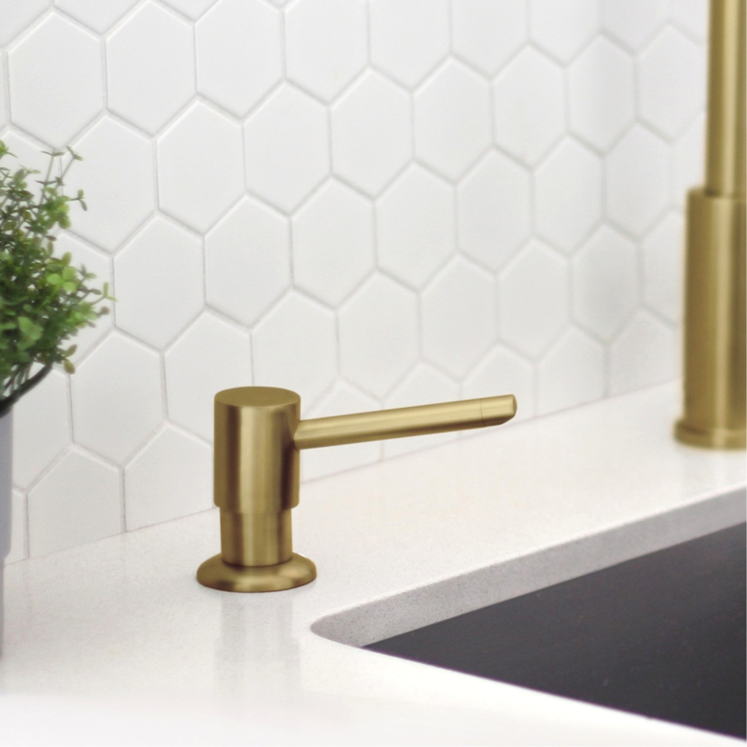 STYLISH Pull Down Kitchen Faucet + Soap Dispenser - Brushed Gold Finish