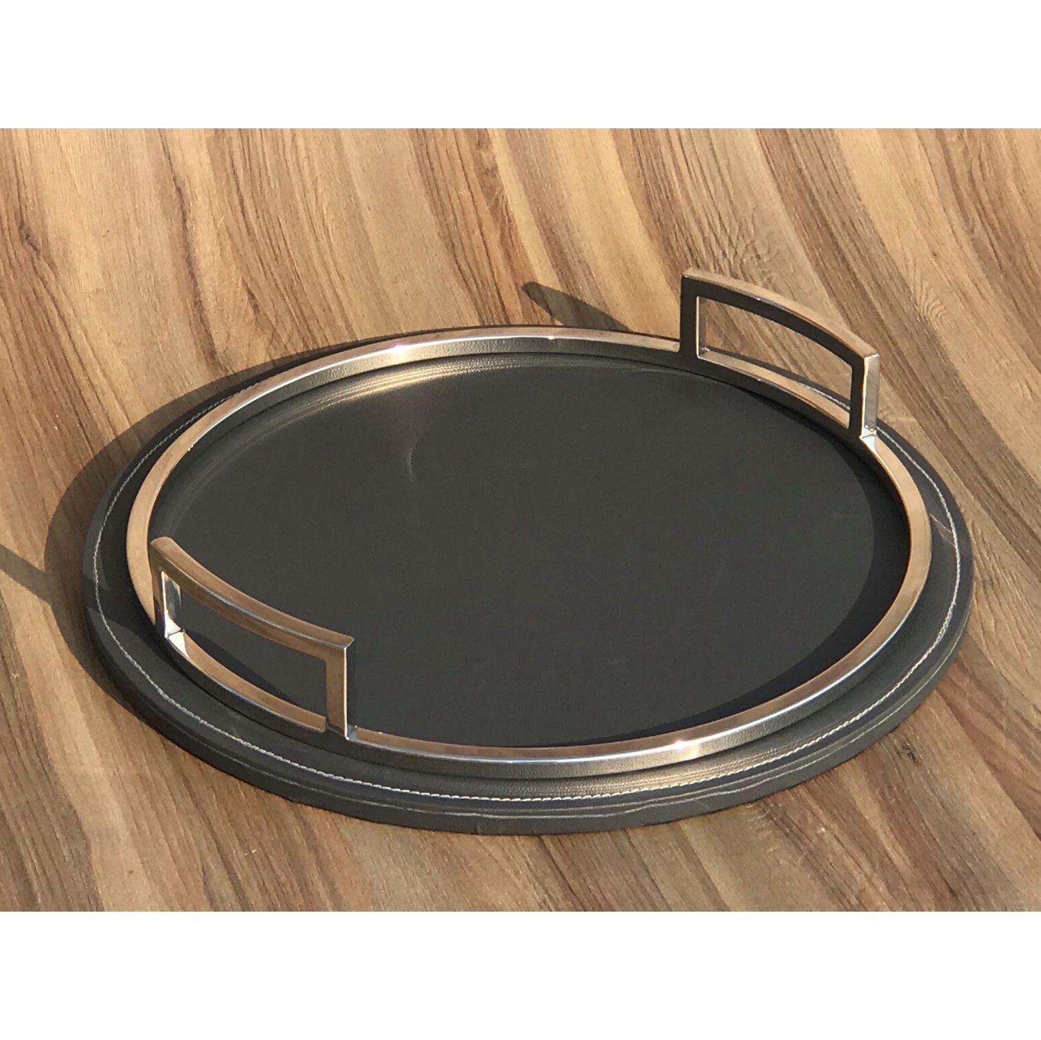 Plateau rond avec fond en cuir 16,5" dia.