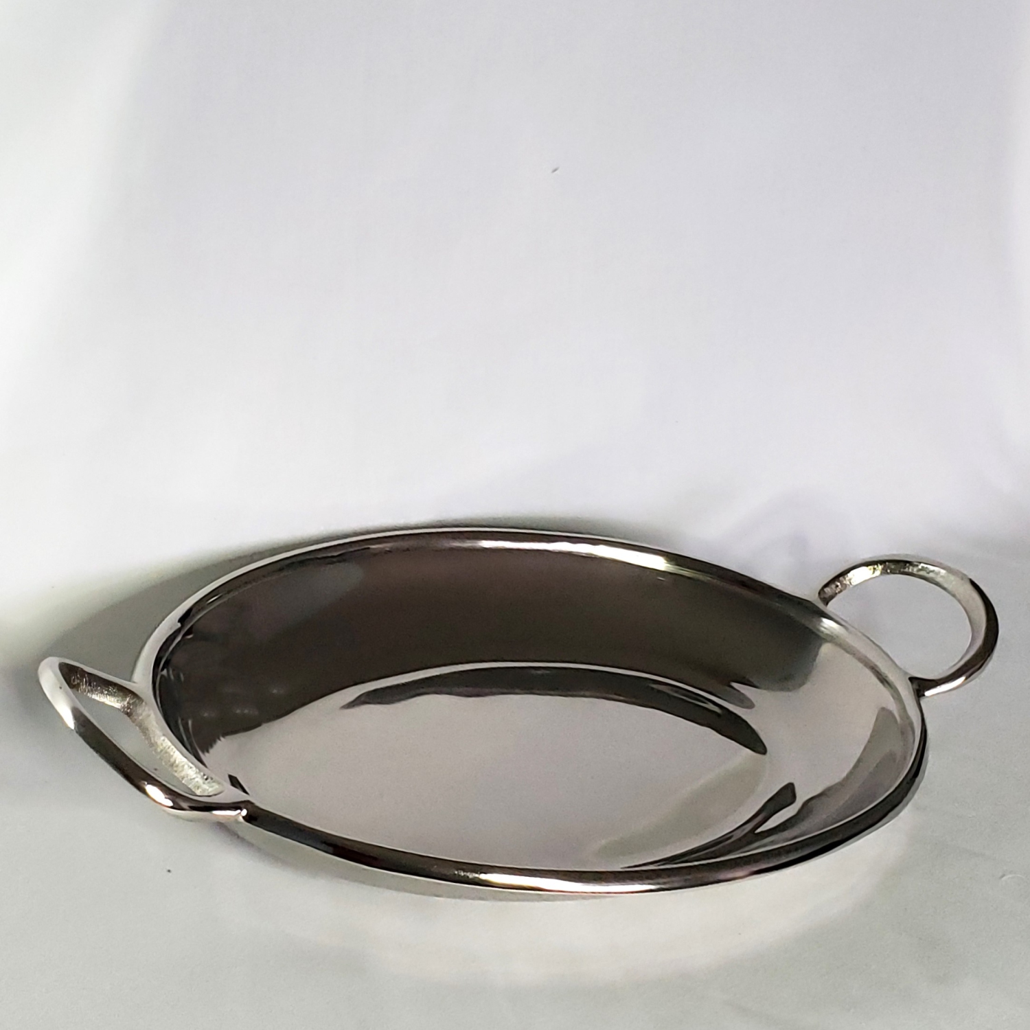 Silver Stainless Steel finish deep Oval tray w/handles 19 x 10"