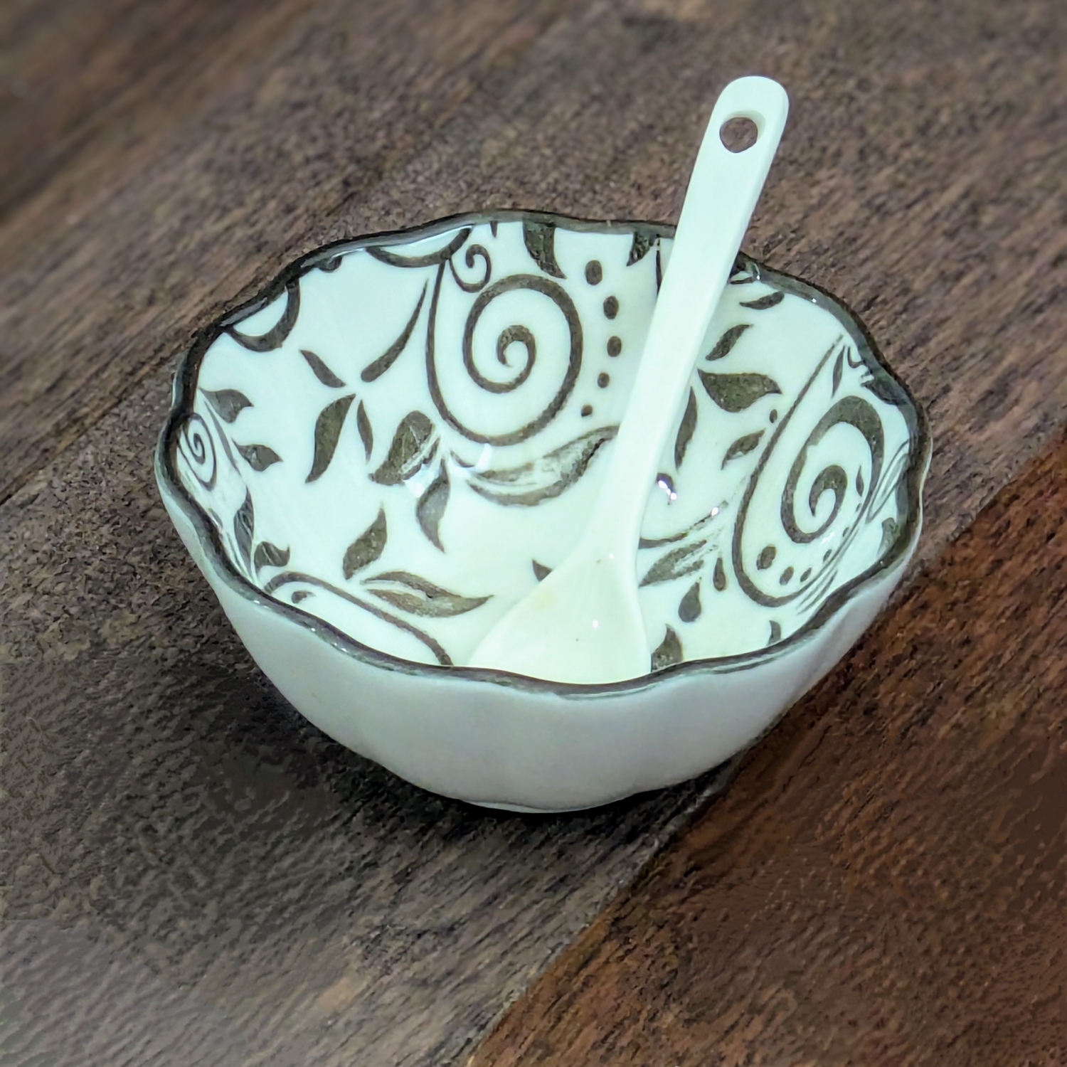 Porcelain Floral Bowl & Spoon Set, Set of 4