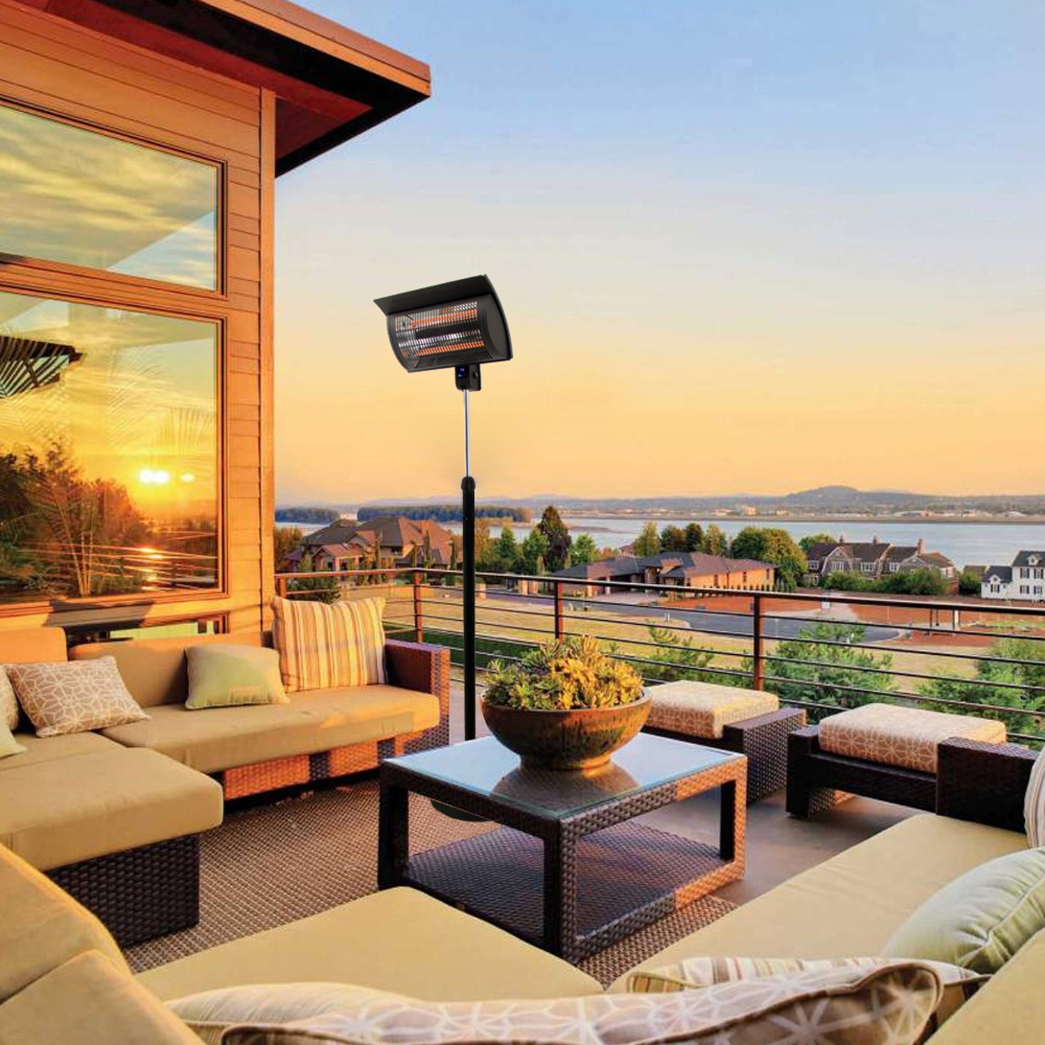 Westinghouse Infrared Electric Outdoor Heater - Pole Mounted