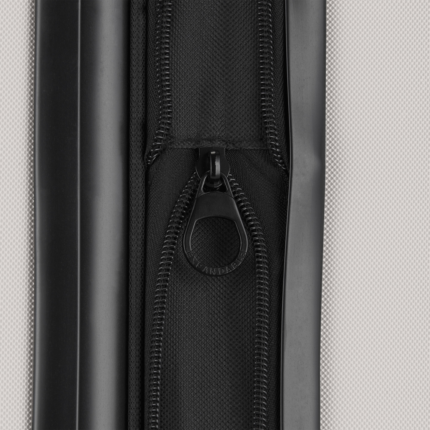 Bugatti - The Classic 2 Piece Hardside Luggage Set with Expansion - Sand