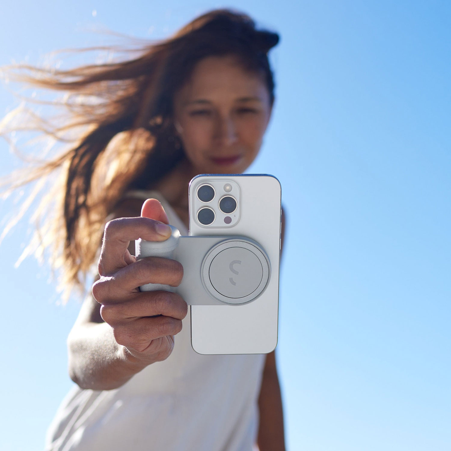 ShiftCam SnapGrip Pro Magnetic Smartphone Battery Grip -&nbsp;Stone