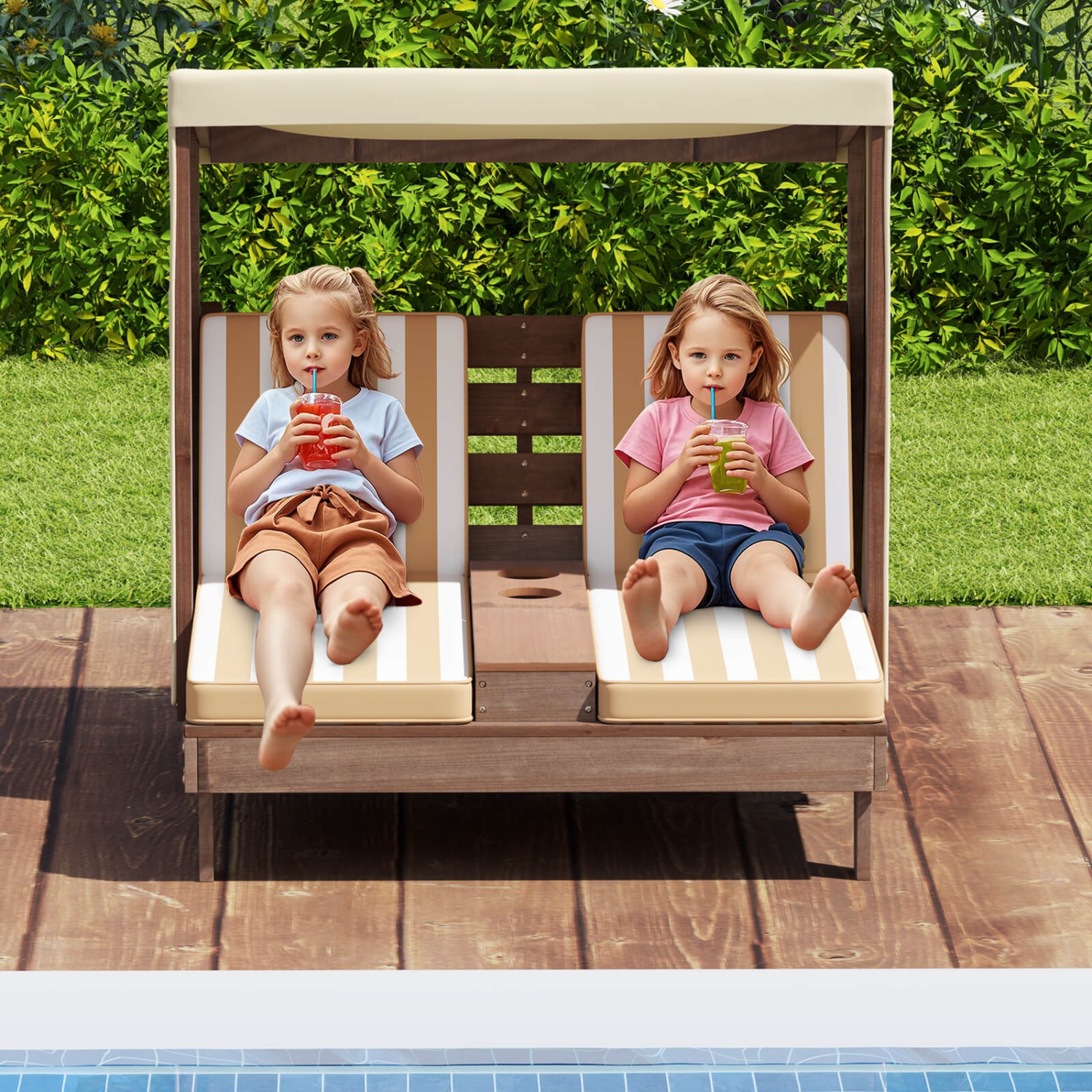 Chaise longue de patio double pour enfants de Costway avec porte-gobelets et auvent