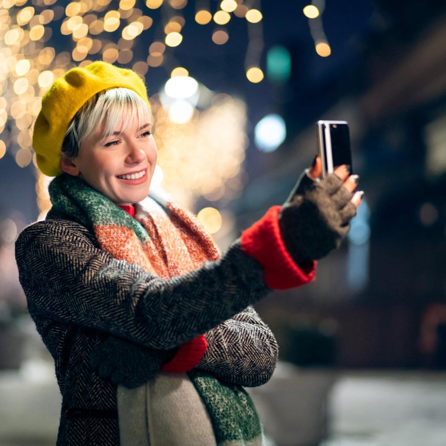 Selfie Light with LCD Display for Phone, 60 LED Phone Light with Rechargeable Clip and Adjusted 3 Light Modes, 2000mAh Video Light for Phone iPad,