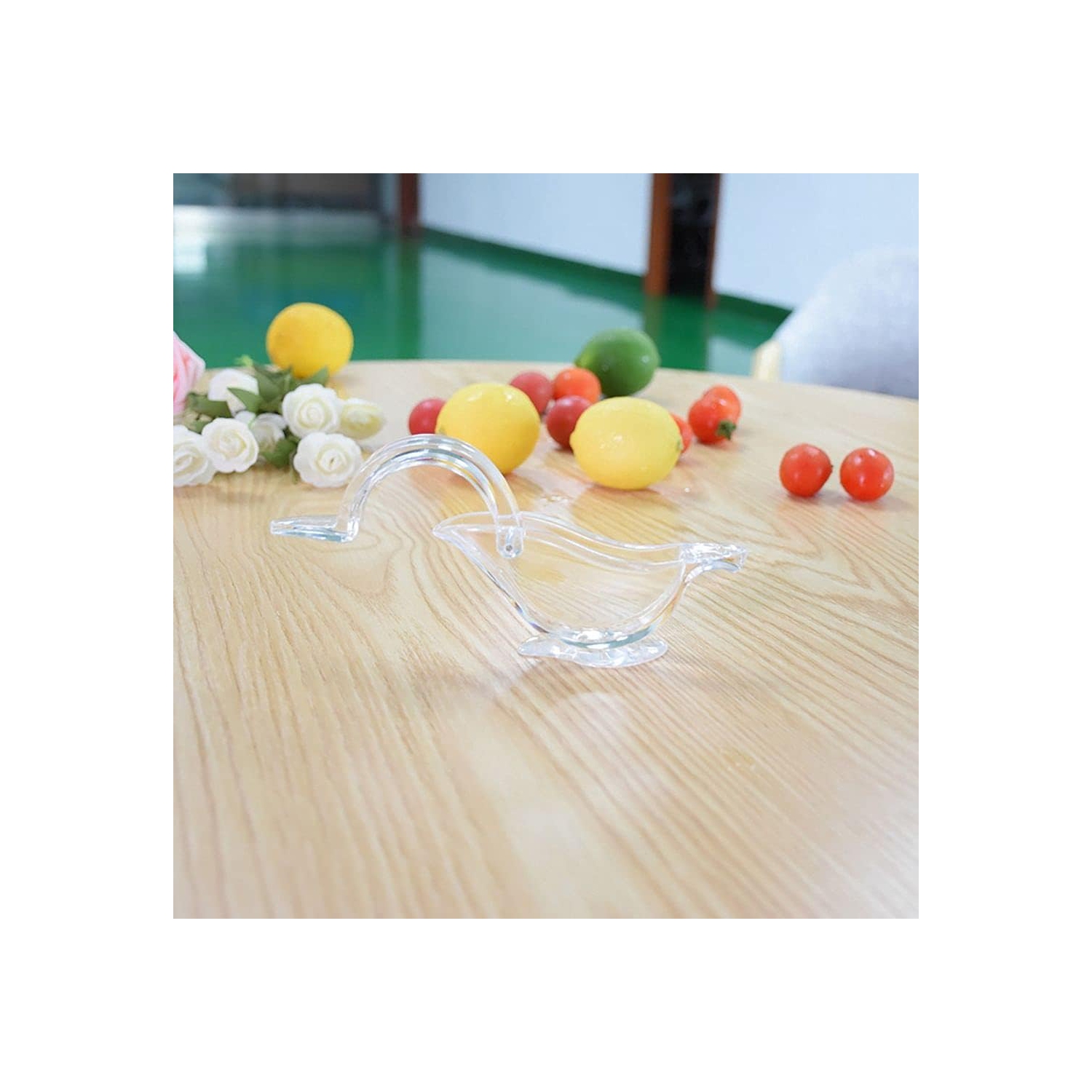 Acrylic lemon juicer Manual transparent small fruit juicer Portable manual lemon squeezer