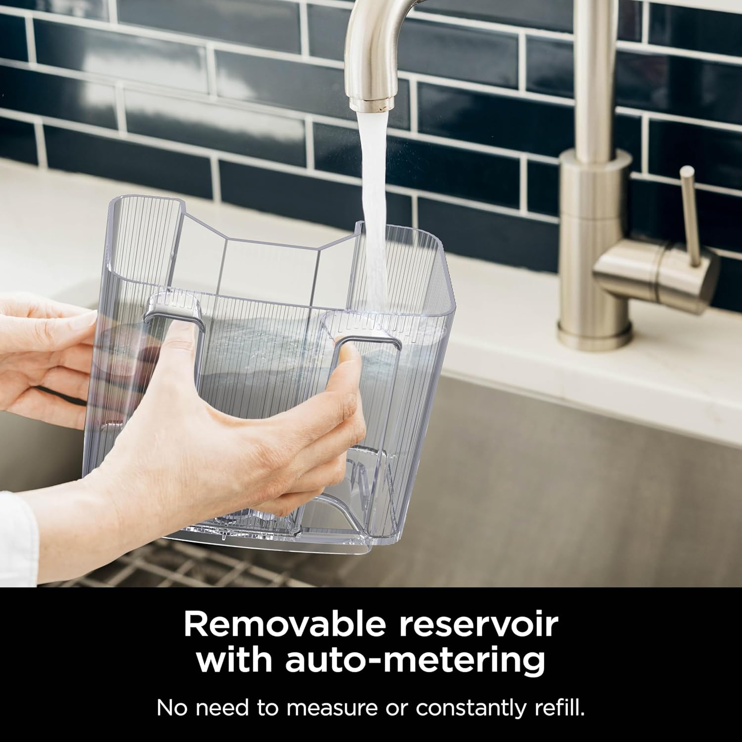 Cafetière à une tasse Hot & Iced de Ninja avec infusion rapide à froid, carafe en verre de 10&nbsp;tasses, CM360C