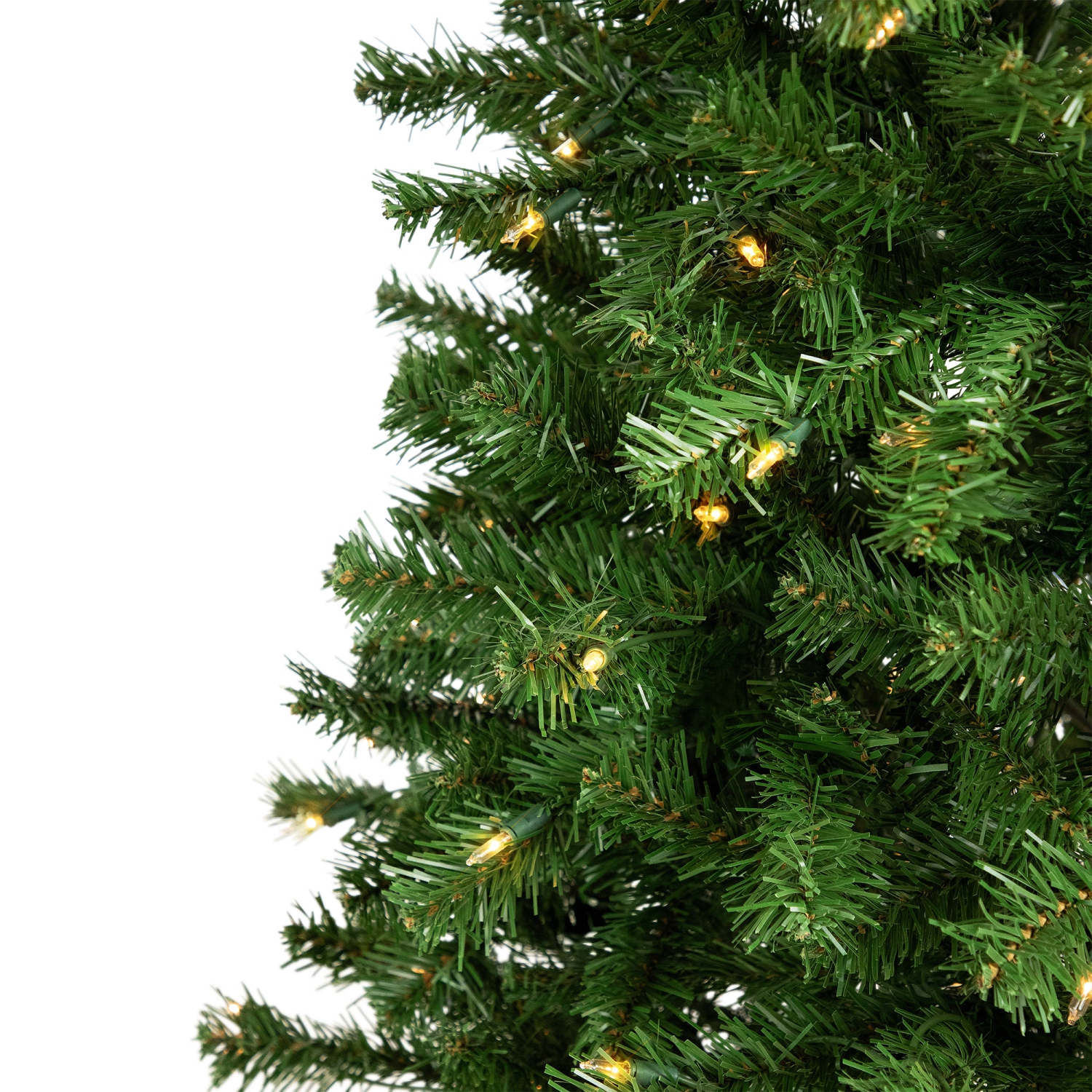 Pre-Lit Pendleton Spruce Full Artificial Christmas Tree - 4.5' - Clear Lights