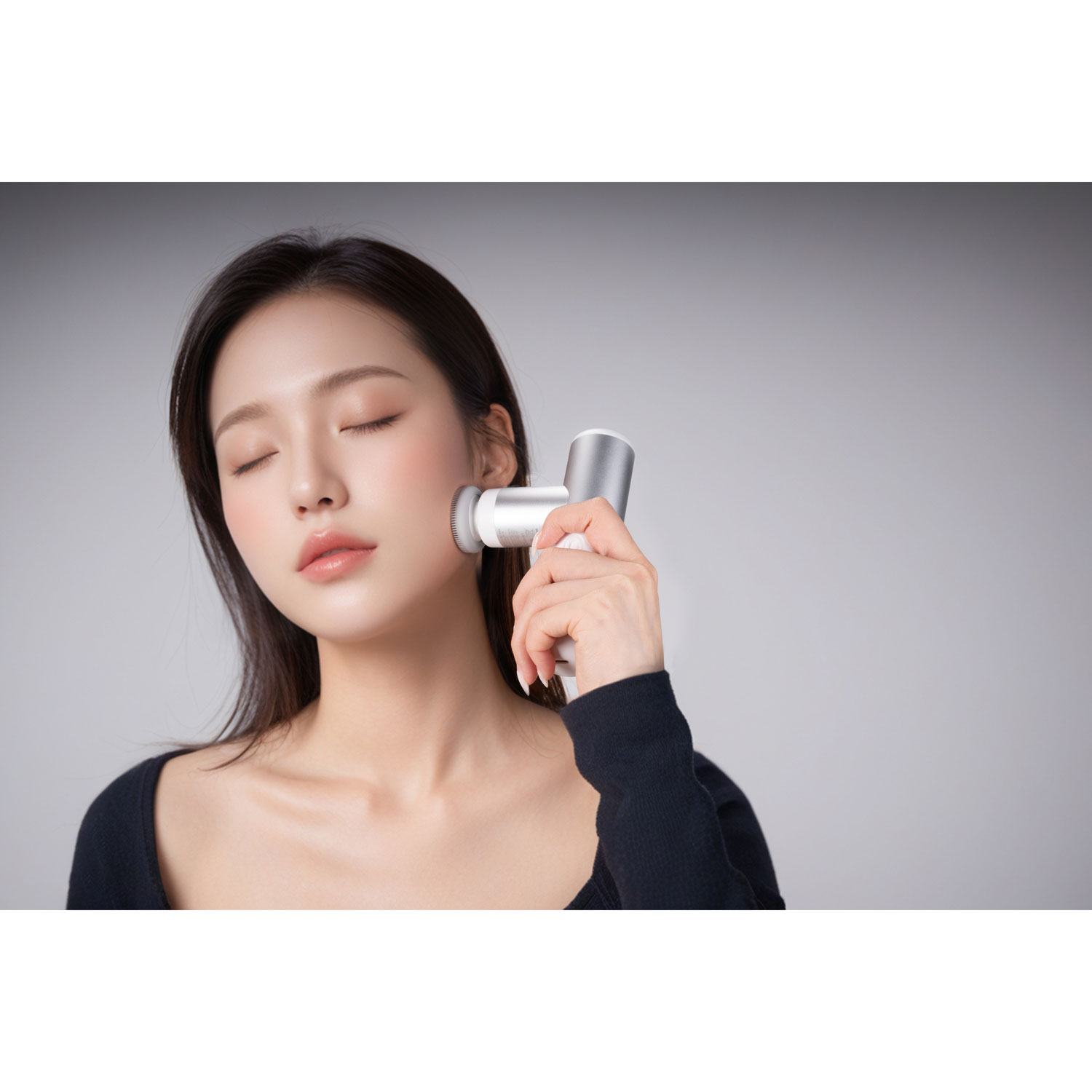 Appareil de massage 3 portatif à percussions Mini 3 de KICA - Argent