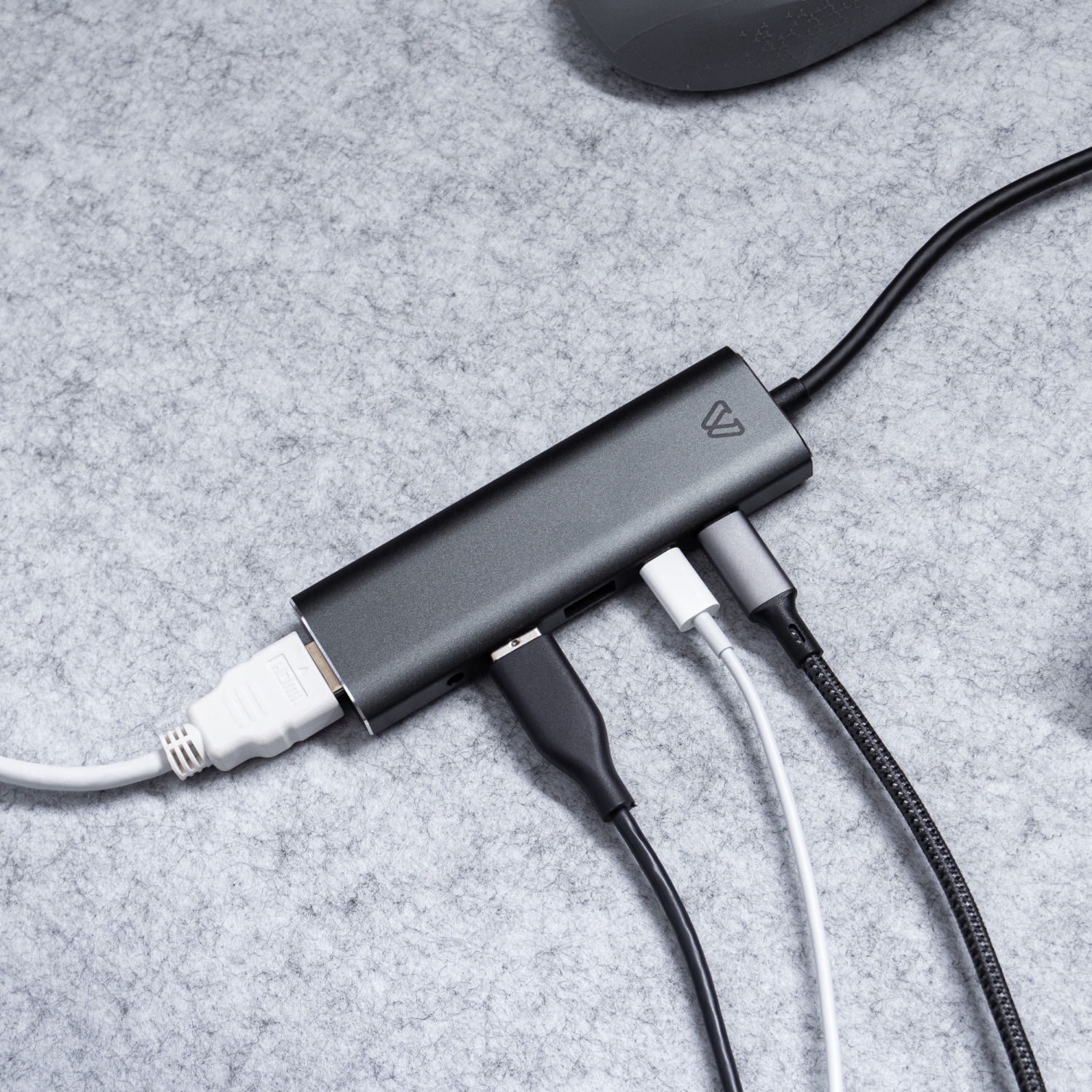 Bluediamond 6-in-1 USB-C Docking Station + PD