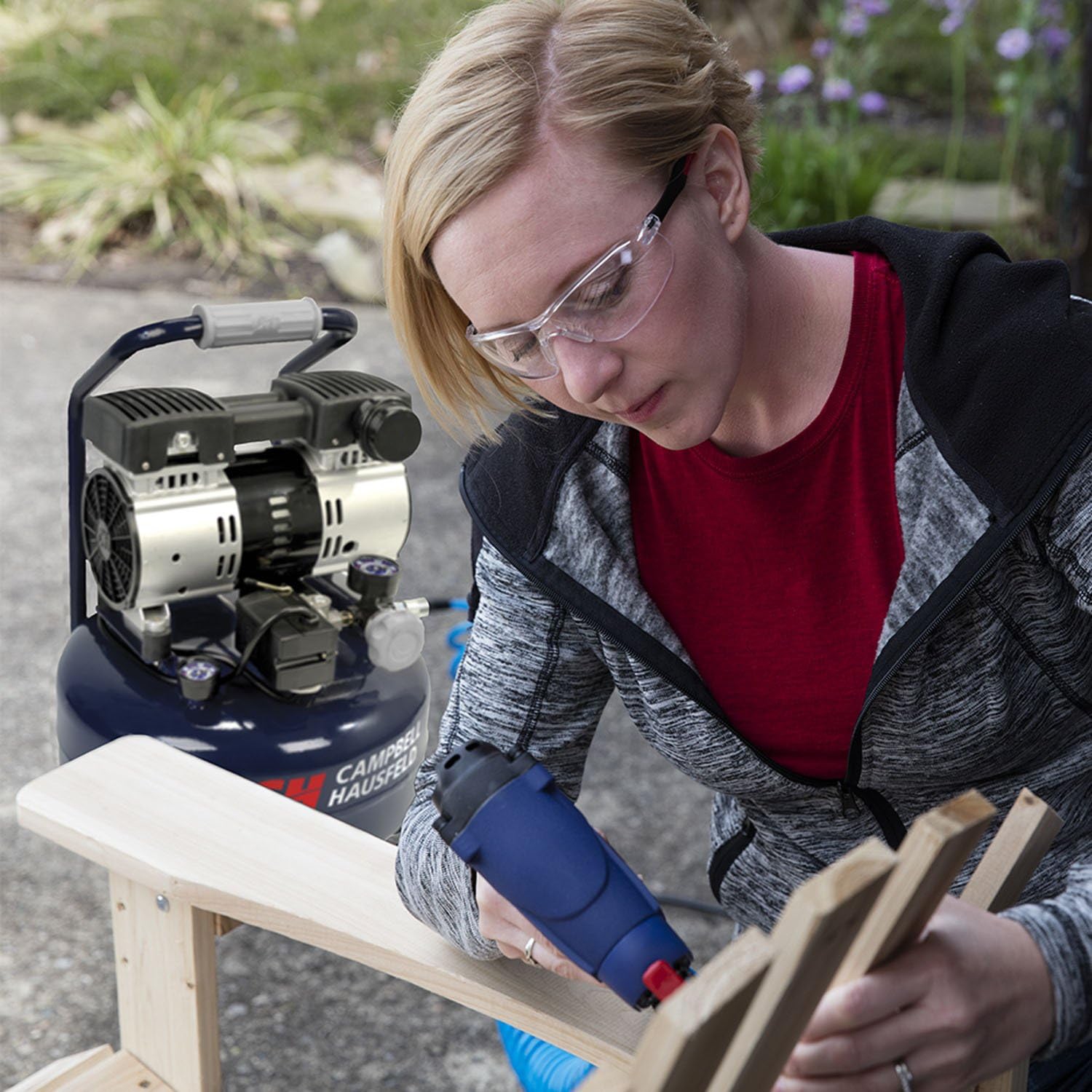 Campbell Hausfeld Quiet Air Compressor, 6 Gallon Pancake, Half The Noise, 4X Life, All The Power