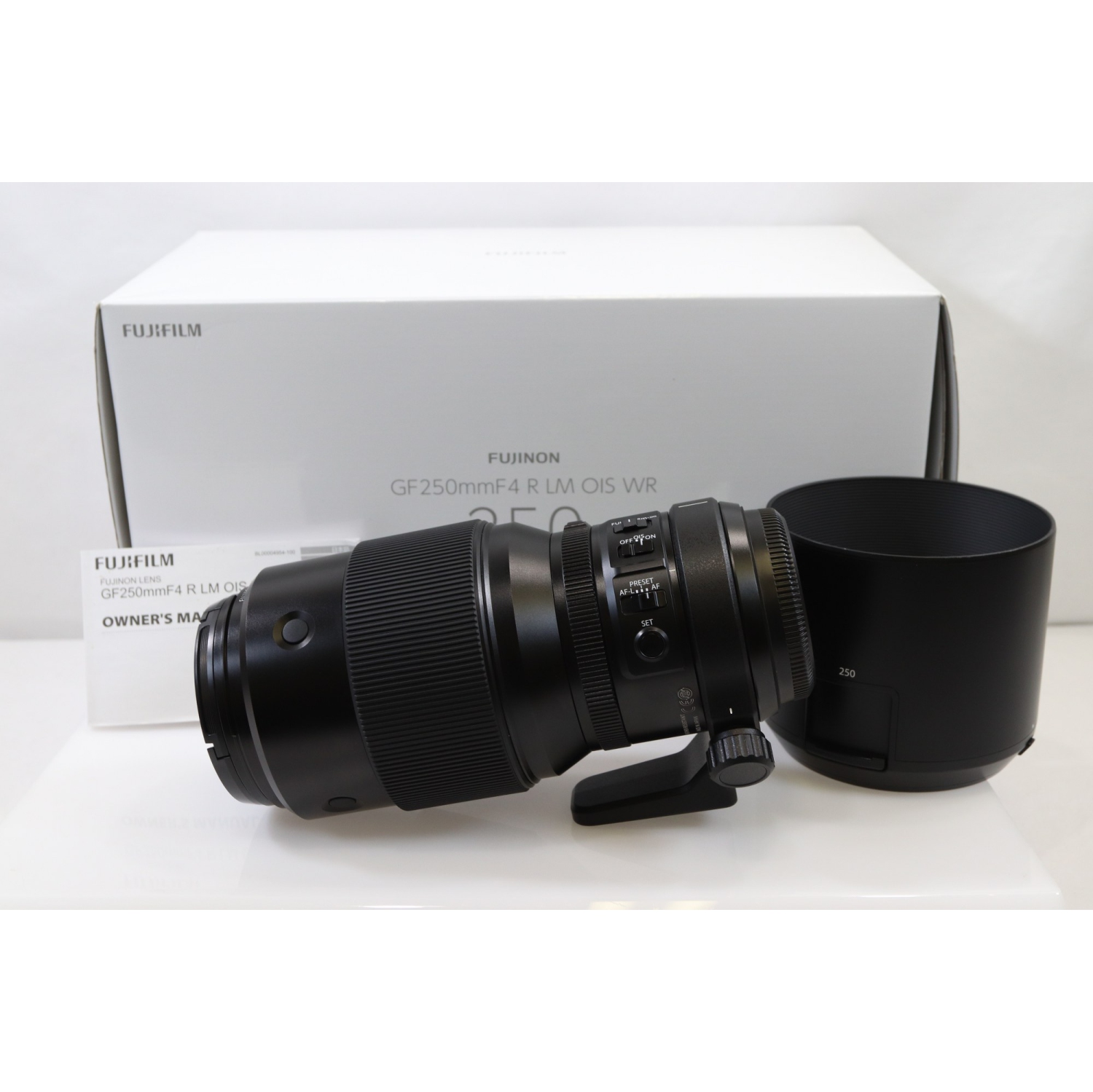 Remis à neuf - Objectif Fujinon 250&nbsp;mm F4 R LM OIS WR de Fujifilm avec boîte et accessoires