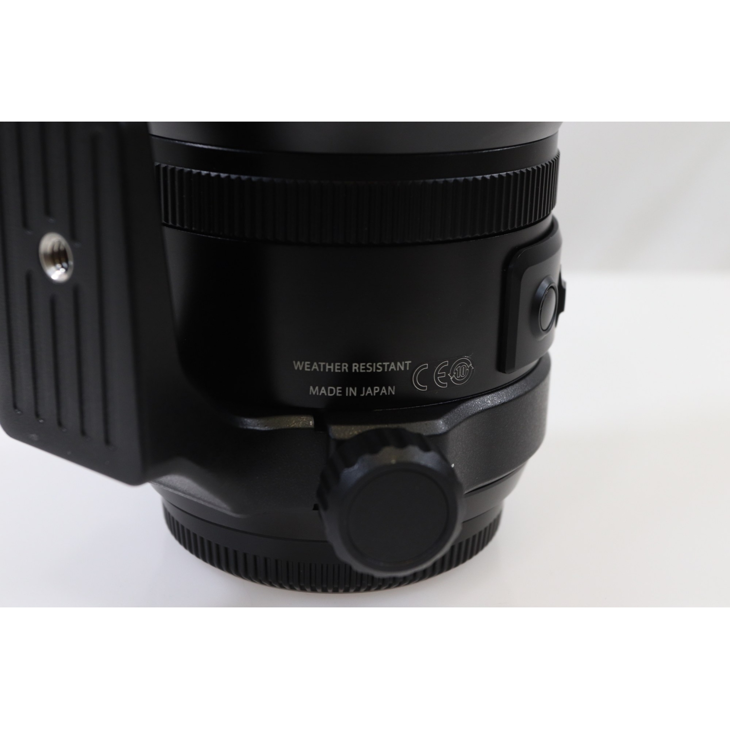 Remis à neuf - Objectif Fujinon 250&nbsp;mm F4 R LM OIS WR de Fujifilm avec boîte et accessoires