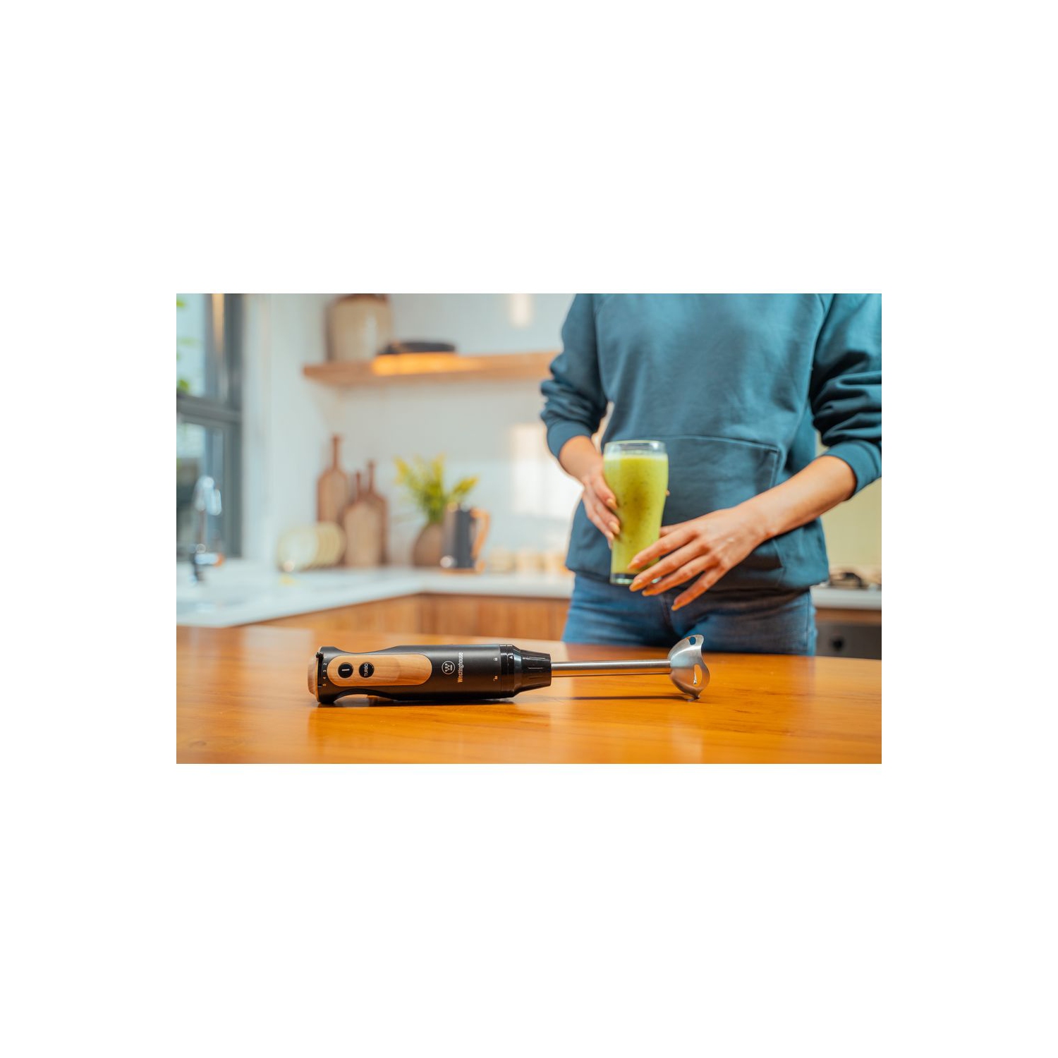 Mélangeur à main de la collection en faux bois de Westinghouse