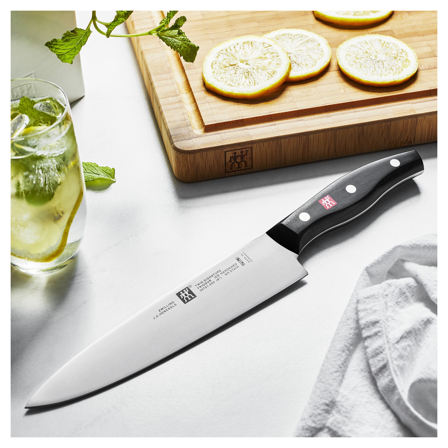 ZWILLING TWIN Signature 8 inch Chef's Knife