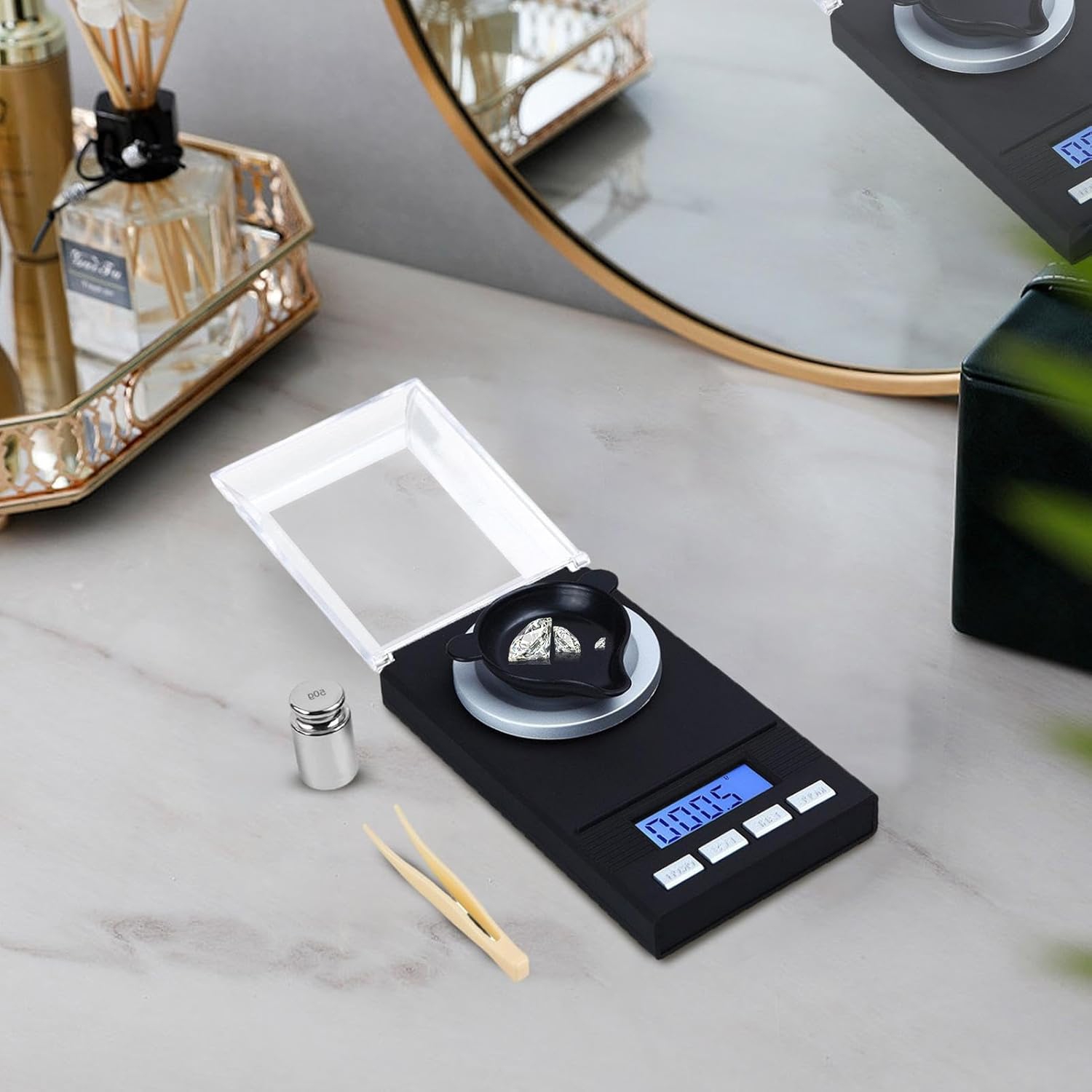 Échelle de milligramme 0,001 g, échelle numérique de milligrammes, échelle de comptage de la poudre en mg