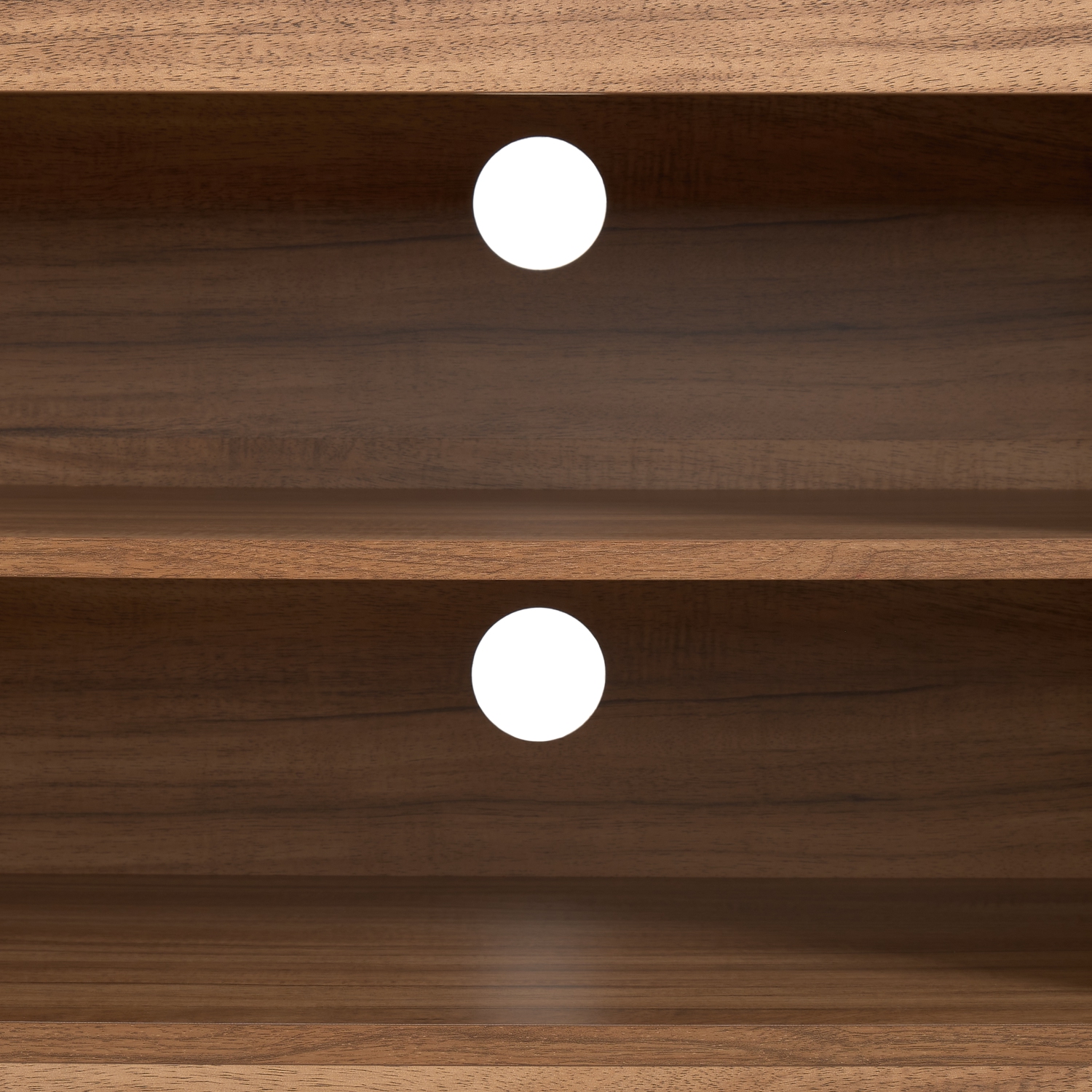 Meuble en bois Norio de Corliving pour téléviseur de 75&nbsp;po et moins avec tablettes de rangement ouvertes, console multimédia moderne pour le