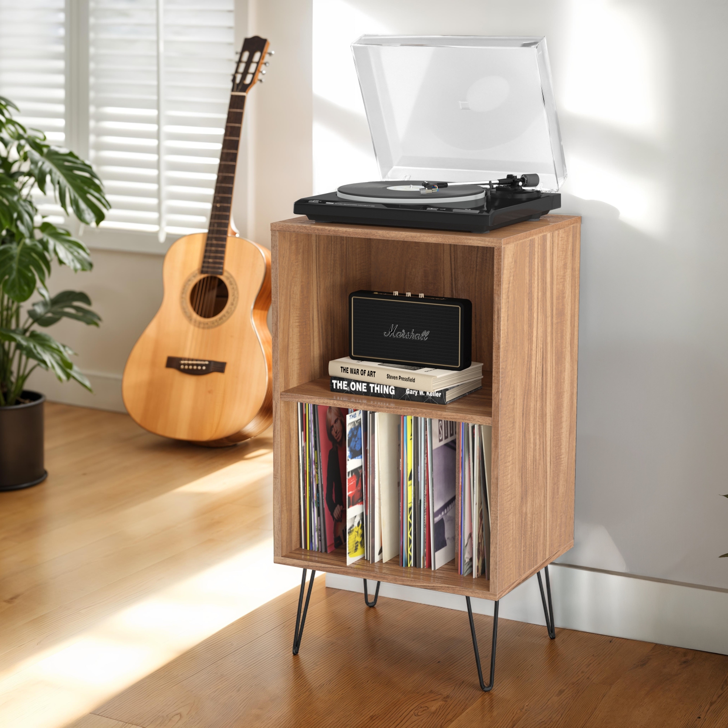 Meuble multimédia en bois d'ingénierie Vintora avec tourne-disque et tablettes ouvertes de CorLiving