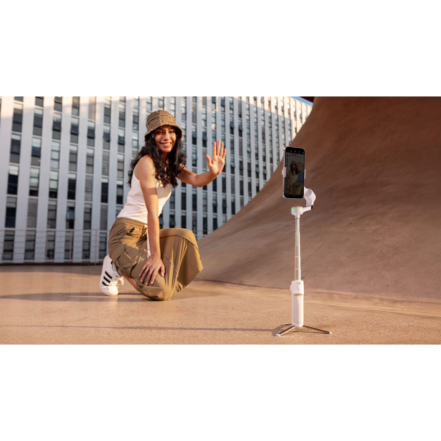 Insta360 Flow 2 Pro Gimbal Stabilizer Bundle - Grey