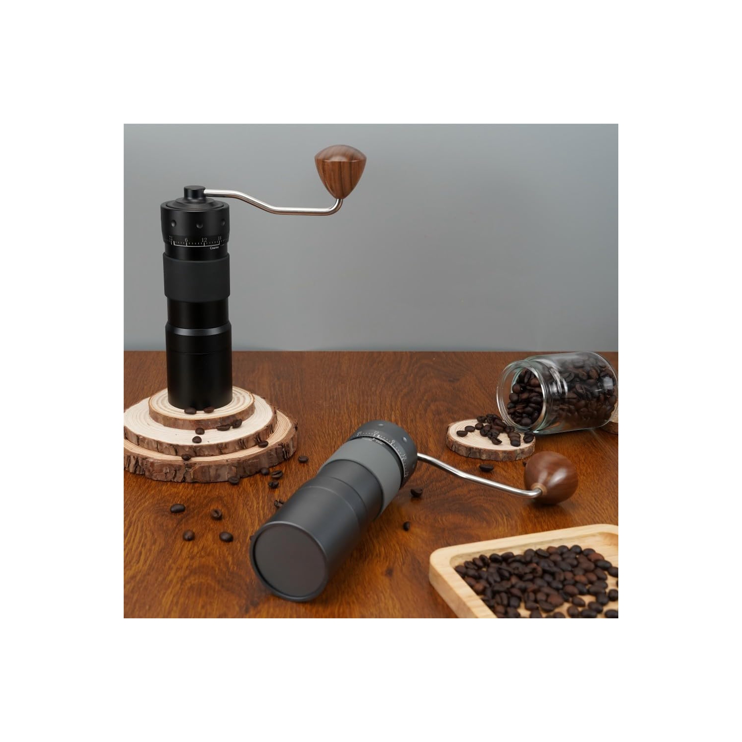 Moulin à café à manivelle, moulin à café à dents fantômes, aspiration magnétique, petit noyau en acier domestique pour l'extérieur, réglage externe,
