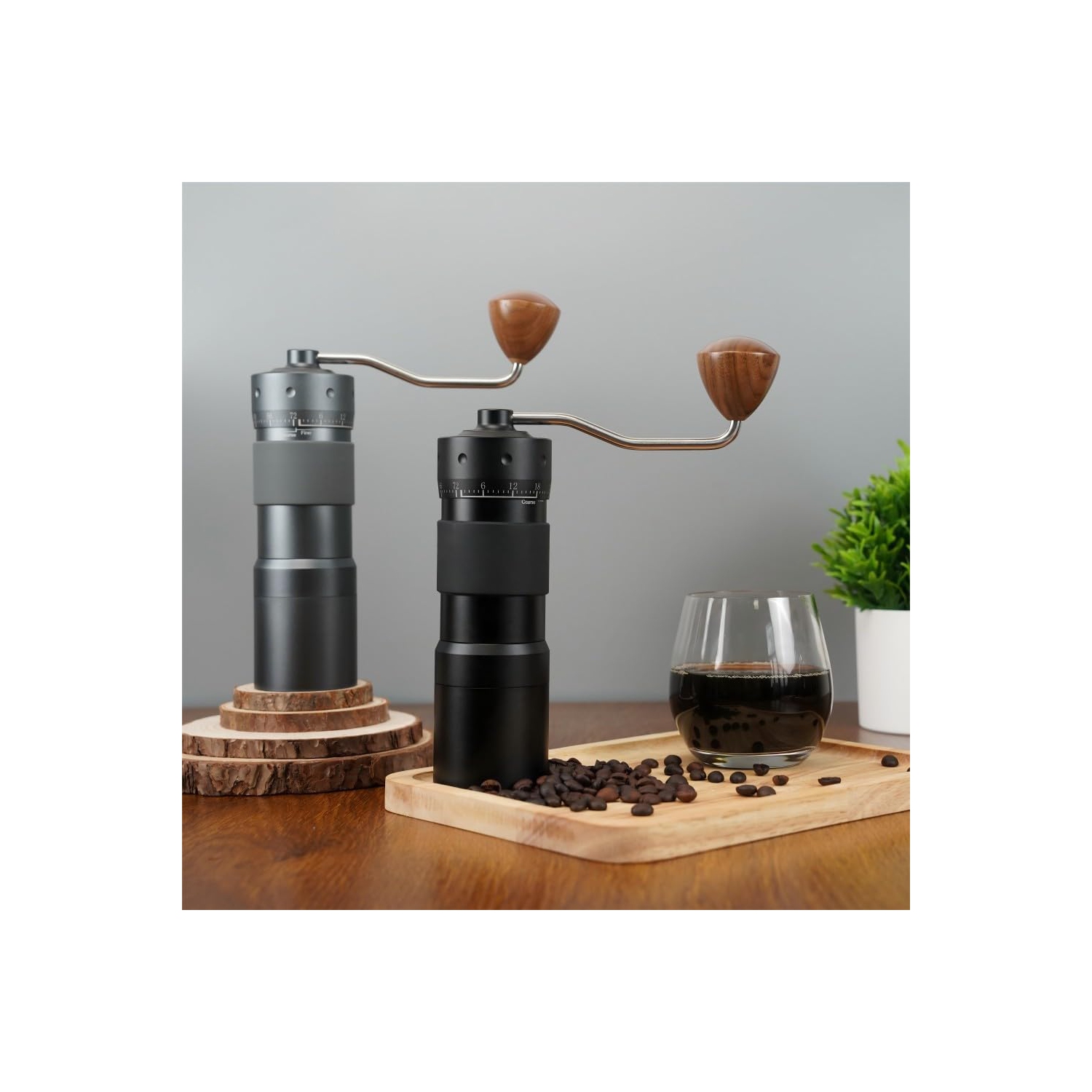 Moulin à café à manivelle, moulin à café à dents fantômes, aspiration magnétique, petit noyau en acier domestique pour l'extérieur, réglage externe,