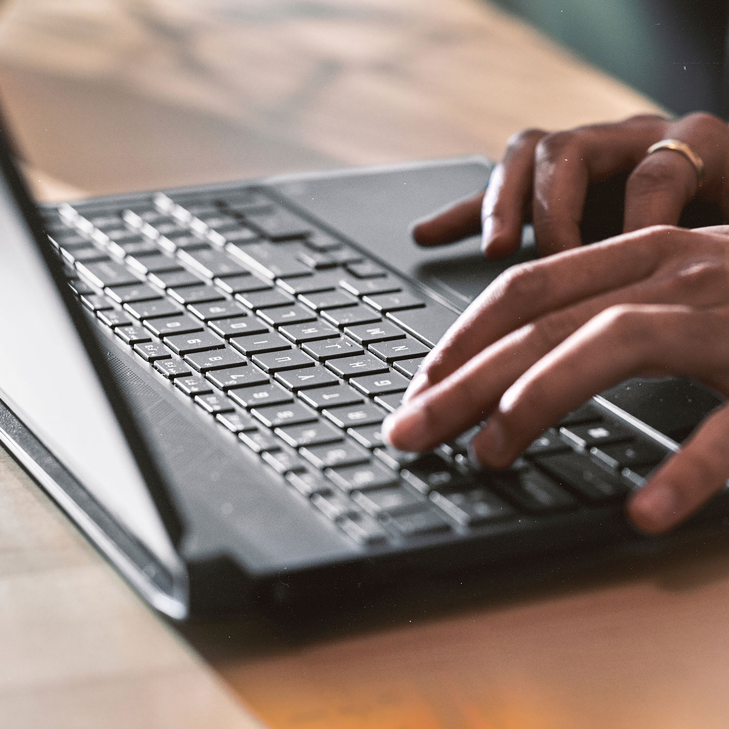 Portable de jeu de 15,6 po Victus de HP - Argenté mica