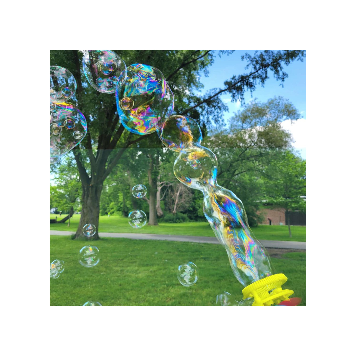 Crazy Yoobbles Bubbles in Bubbles Blower