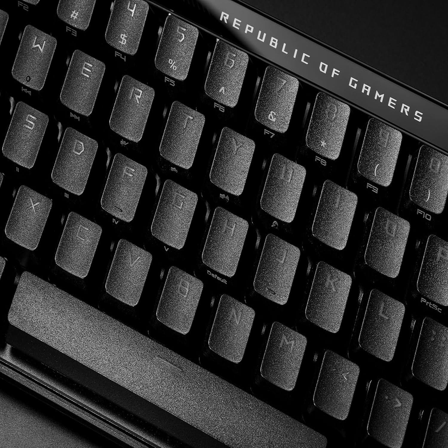 Clavier de jeu 65 % ROG Falchion Ace HFX d'ASUS – Commutateur magnétique