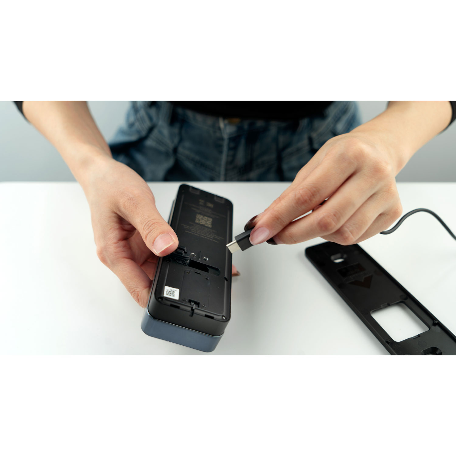 Philips 7000 Series Wire-Free 2K Dual-Cam Video Doorbell - Black