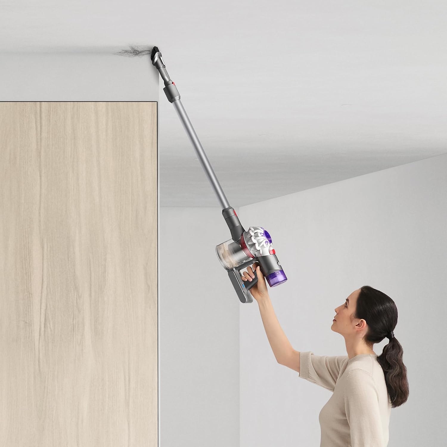 Refurbished – Dyson V7 Advanced Cordless Stick Vacuum - Silver