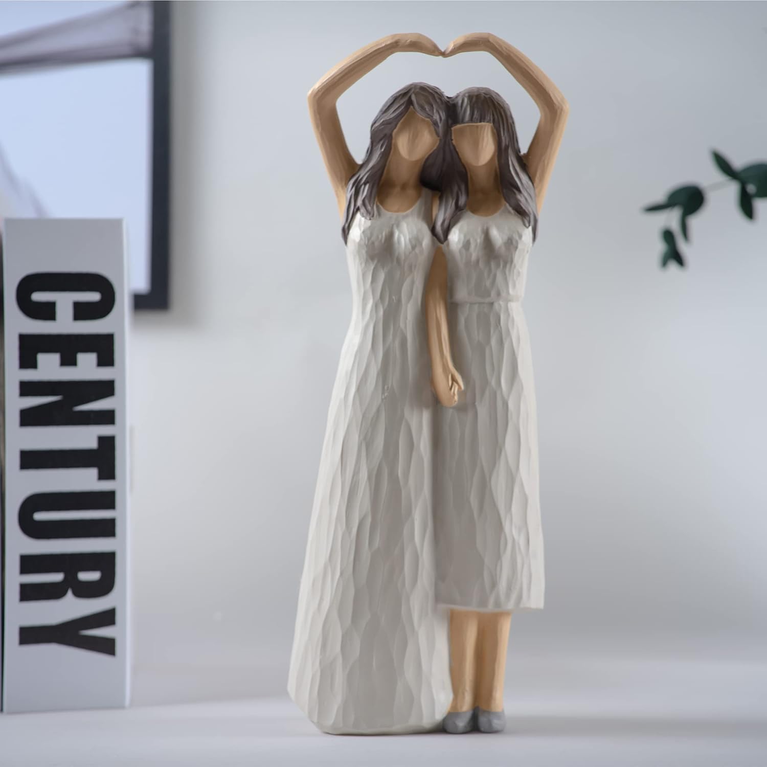 Resin figure ornaments | Living room and study room decorative sculptures | Dust-proof and easy to clean | Art collection gift non-slip base non-slip