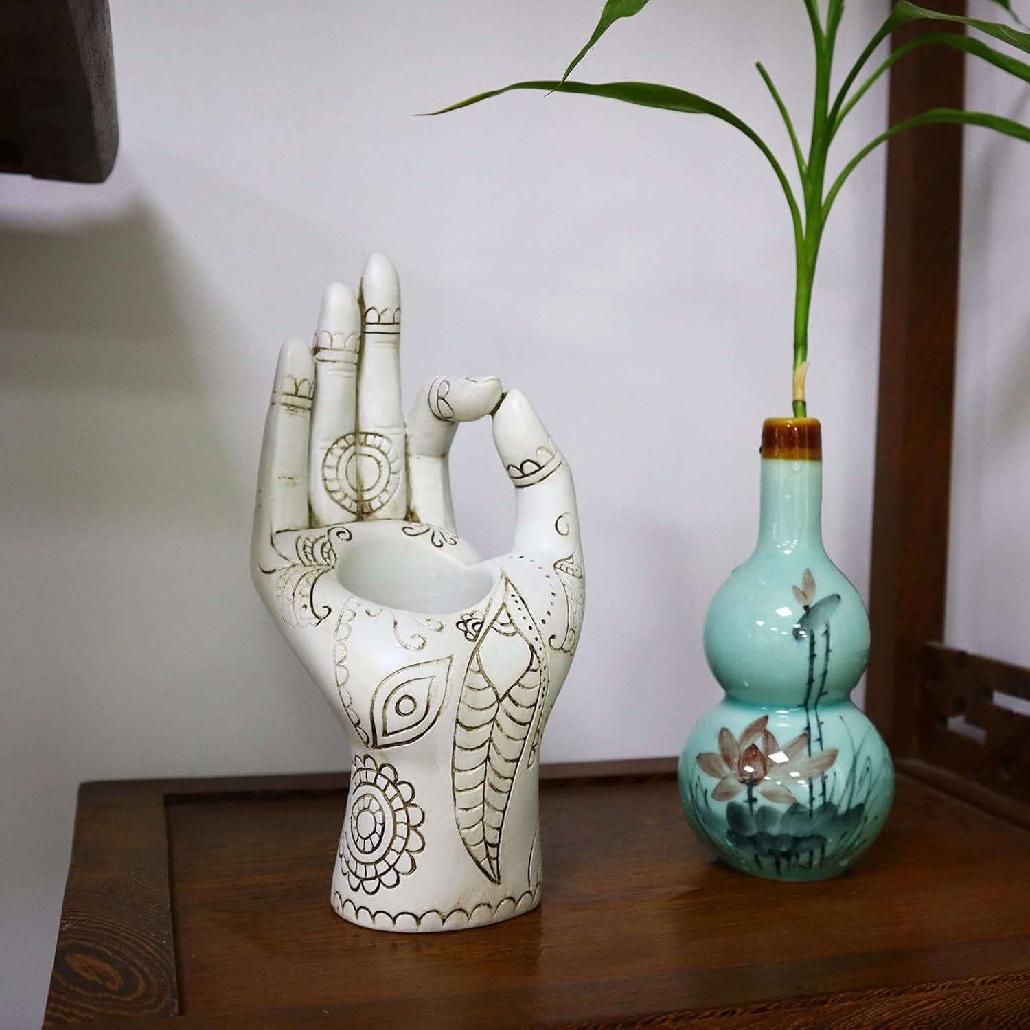 Zen Buddha Hand Candle Holder | Oriental Inspired Resin Home Furnishings | Meditation Yoga Space Decoration | Heartwarming Holiday Gift