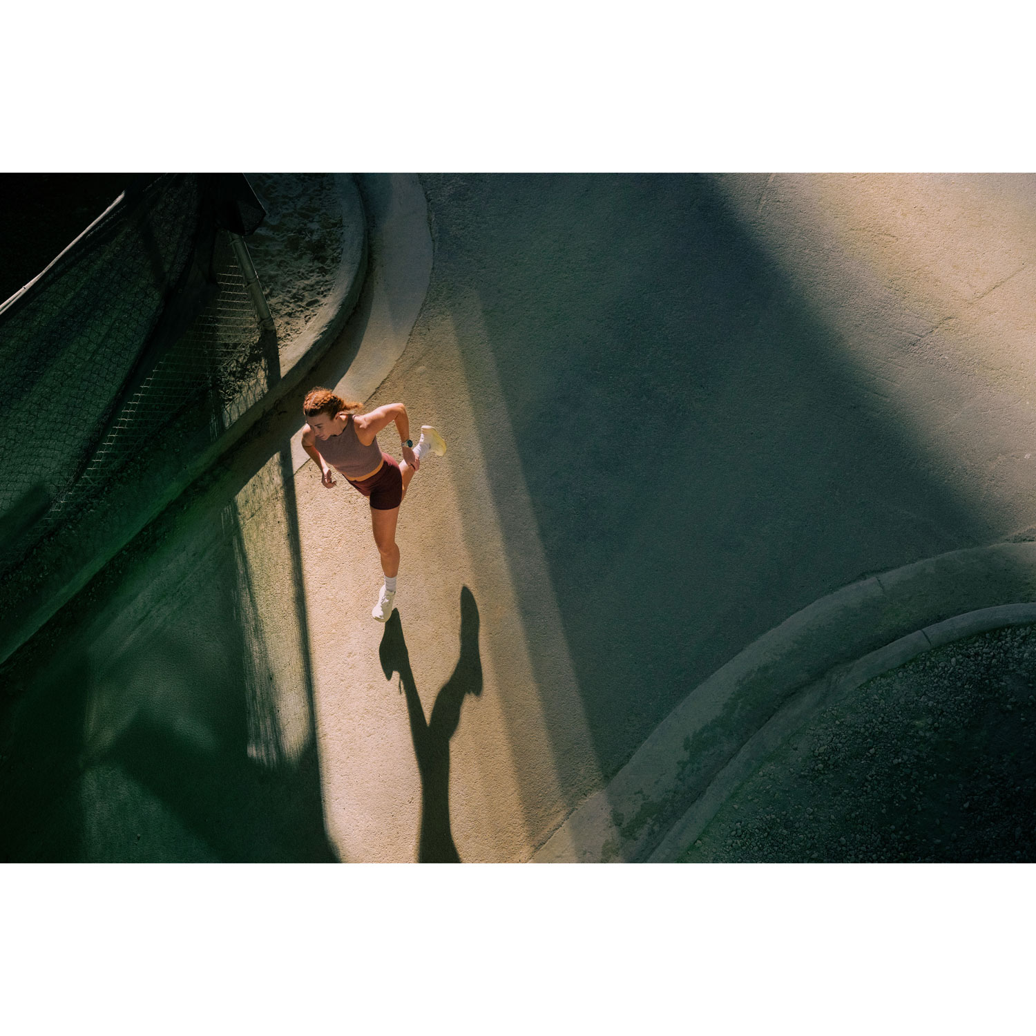 Garmin Forerunner 970 47mm Bluetooth Running Smartwatch - Black/Titanium Black